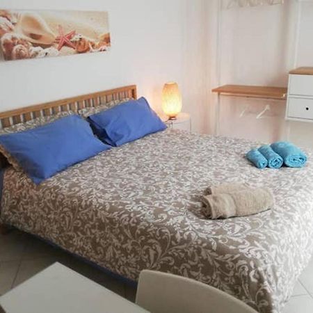 Casa A 100Mt Mare Apartment Pozzallo Luaran gambar